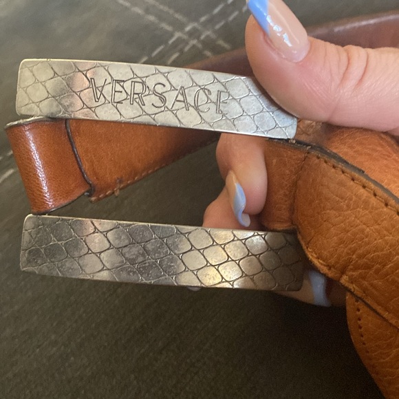 Vintage authentic Versace cognac purse - Picture 3 of 9